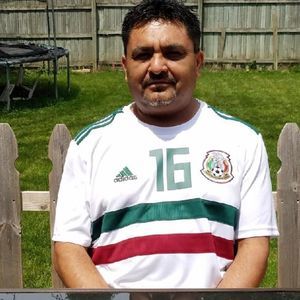 Meet your Posher, Genaro